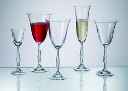kan zijn referentie efficiënt rode-wijn-glazen-FREGATA - www.brilliantglass.nl